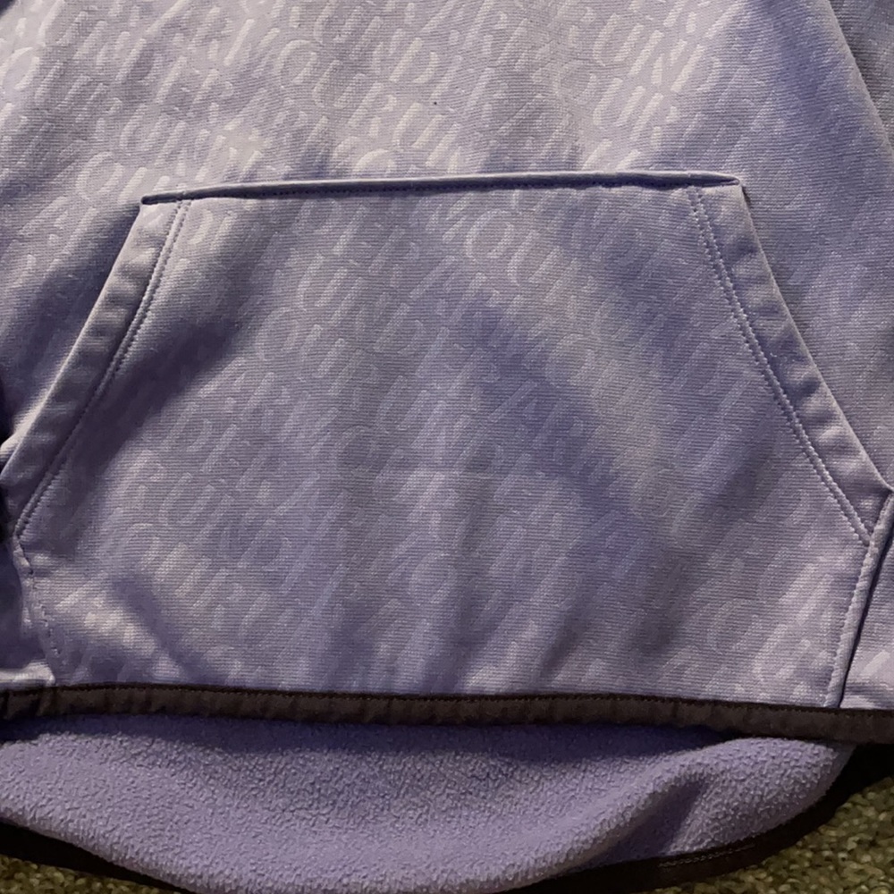 Under Armor - Picture 3 of 4